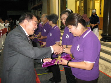 張通榮參加愣嚴寺中日武術太極拳交流(圖)