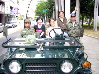 中市13日辦行軍&軍車體驗行(圖)
