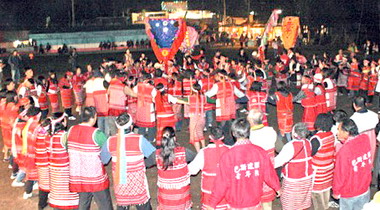 矮靈祭南庄鄉向天湖登場(圖)