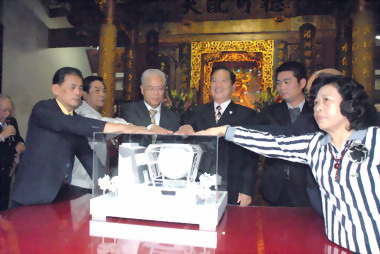 竹市辦天燈館模型開燈儀式(圖)