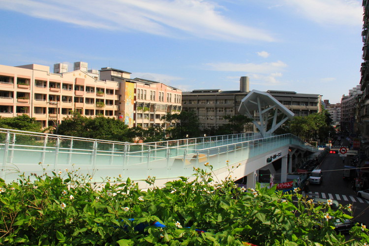 北縣蘆堤一號人行陸橋完成啟用(圖)