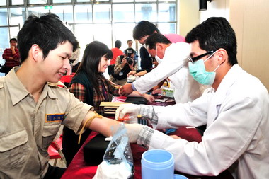 苗栗縣府響應世界愛滋病日辦愛滋防治(圖)