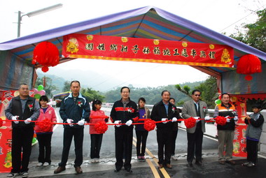 柑仔林橋重建完成今正式通車(圖)