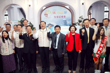 許明財市長率團隊宣誓  科技新竹樂活城市(圖)