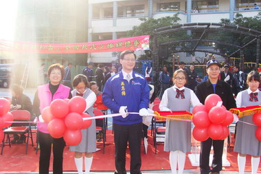 全國軟式少棒錦標賽暨棒球場啟用典禮(圖)