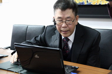 黎自奮研發語音電腦辯識系統 適用多國語言(圖)
