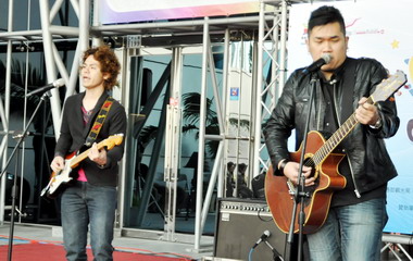 嘉市幸福99精采100 全台獨嘉管樂跨年(圖)