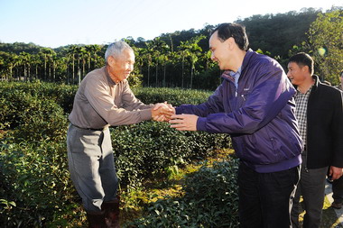 強化基層主義第一站  朱立倫走訪坪林地區(圖)