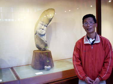 羅志成石雕木作個展(圖)