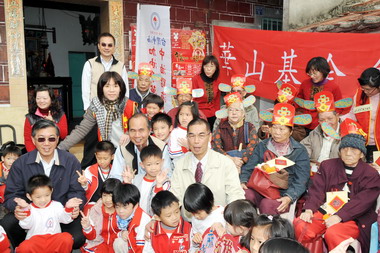 中油年菜飄香 百福送愛今登場(圖)