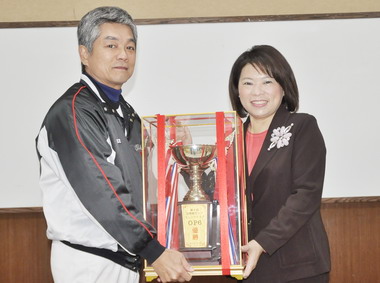 嘉市慢壘隊獲總統召見(圖)