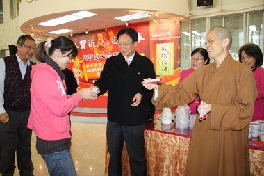 「八寶祈福迎百年  巧智慧心在彰化」(圖)