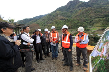 重建會訪視南投信義鄉重建進度(圖)