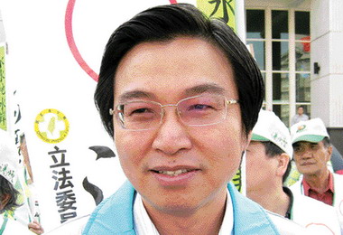 草屯鎮長重選國民黨大敗洪國浩當選(圖)