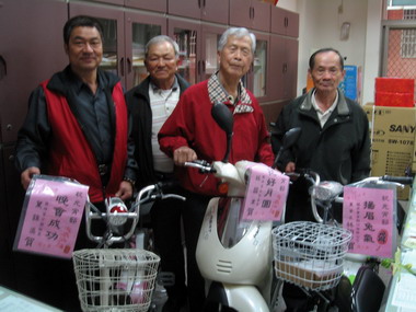 振坤宮媽祖廟元宵節晚會(圖)