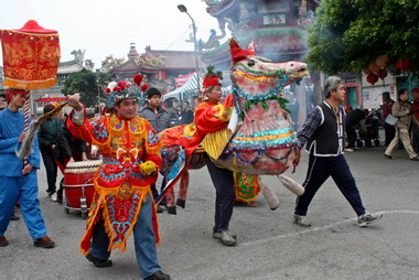 永貞宮開中門祭聖 22名士子享榮耀(圖)
