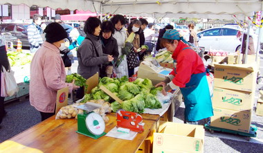 張花冠參訪日本千葉松戶超市經營模式(圖)