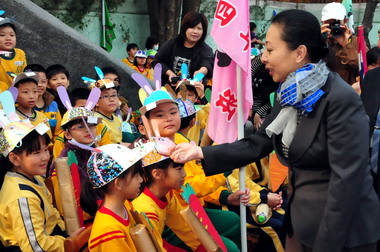 中埔鄉和睦國小運動場整修完工啟用(圖)