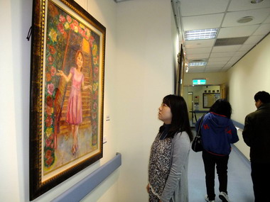 卓碧蕙油畫個展分享對家庭的愛(圖)