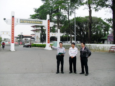 虎尾警為做好清明交通疏導 勘公墓祭祖動線(圖)