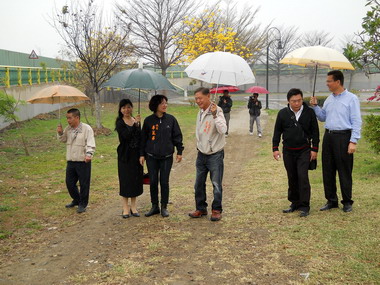 大里十九甲健康公園活動中心缺乏聯外道路(圖)