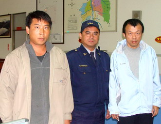 工人山區迷路員警協助脫困(圖)