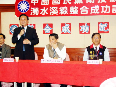 集集鎮長莊瑞麟 退出濁水溪線初選(圖)