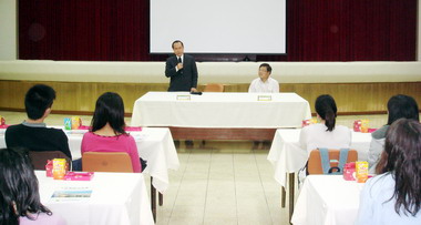 法務部政風訓練班學員 參訪高雄關稅局(圖)