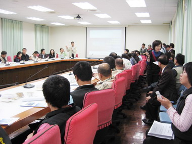 高雄煉油廠說明P37油槽漏油整治工程(圖)