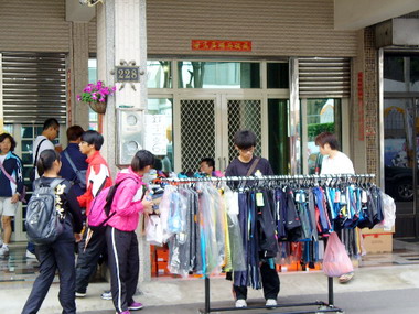 全中運帶來人潮賽場週邊商家發小財(圖)