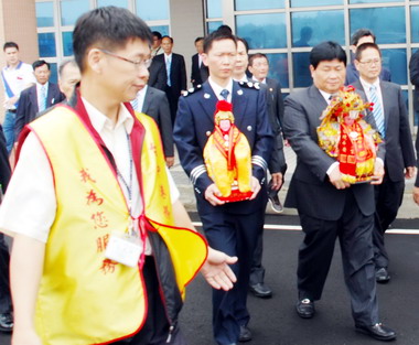 兩岸媽祖共搭救難船環台護佑兩岸平安(圖)
