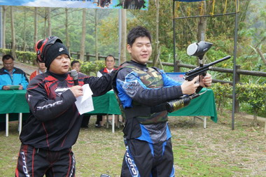 新竹市政府2011年海之夏看海月 漆彈大賽(圖)