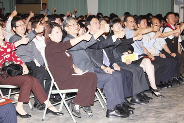 混障綜藝團三度到嘉市表演獲好評(圖)