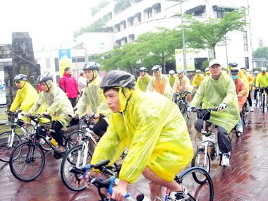 全台八座國家公園辦單車行活動(圖)