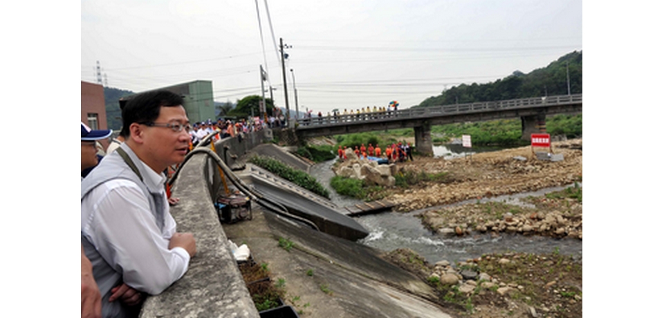 桃園縣府舉行河川防汛搶險暨緊急應變演練(圖)