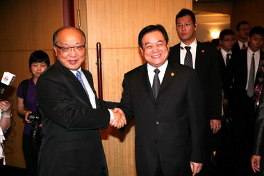 台中四川省長蔣巨峰拜訪胡市長(圖)