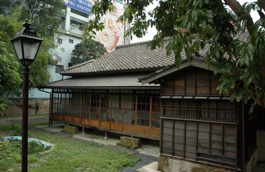 辛志平校長故居榮獲「2011國家卓越建設獎」(圖)