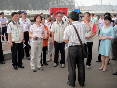 台中議員會勘高美濕地與牛罵頭文化園區(圖)