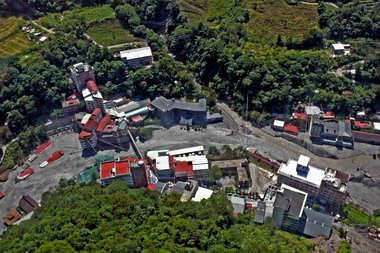 行政院政務委員李鴻源至廬山溫泉地區訪察(圖)