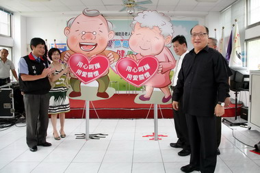 大台中市七十歲以上長者免費健檢上路(圖)