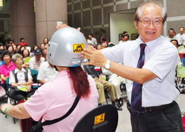 嘉市6月交通敬老月登場(圖)