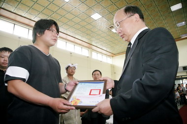 台中市長出席台中高農詹文文公祭(圖)