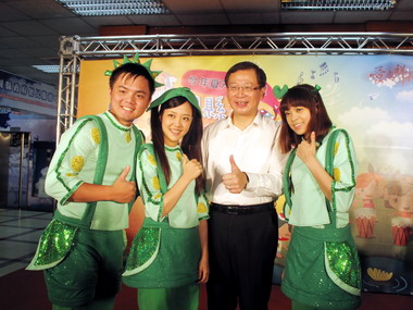 桃園縣長吳志揚出席親子藝文季活動(圖)