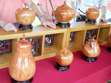 荔枝樹幹翻身變成飾品大受歡迎(圖)