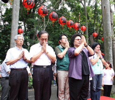 高雄市橋頭糖廠舉辦黑銅聖觀音祈福會(圖)