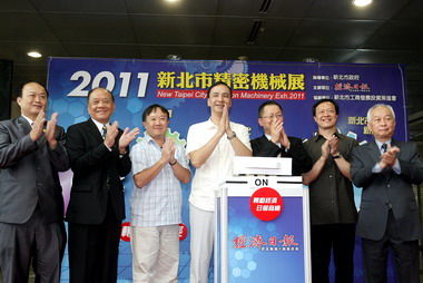 新北市長：要讓民眾在地欣賞各種展覽(圖)