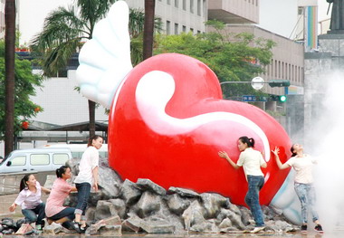 台南七夕嘉年華七夕正式開跑(圖)