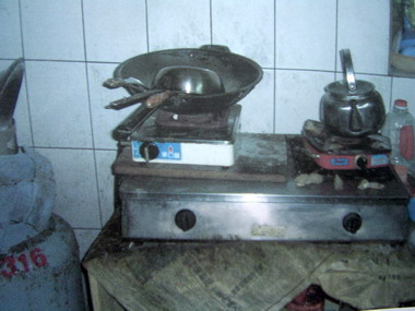 致命炒飯？雙胞胎兄弟食用1暴斃1命危(圖)