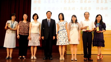 桃園縣長盼各校校長致力推動品格教育(圖)