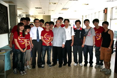 台中市長與四百九十名準台大生相見歡(圖)